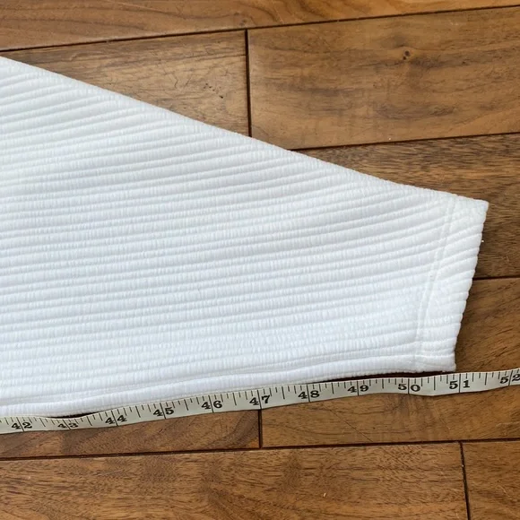 ❗️SOLD❗️ Babaton Hal Sweater Size XS - Picture 10 of 11